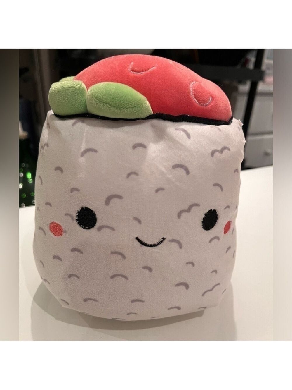 Squishmallow 8” Shun Sushi EUC no tag